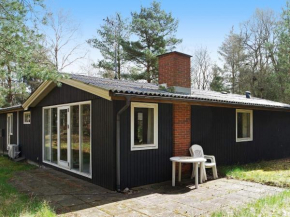 Modern Holiday Home in Hadsund with Sauna, Helberskov